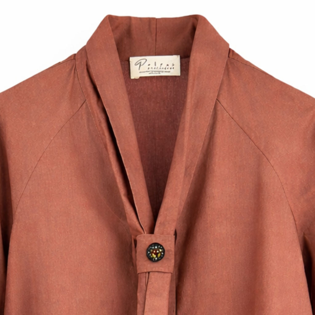 Camicia Donna Terracotta con Cravatta e Bottone Gioiello